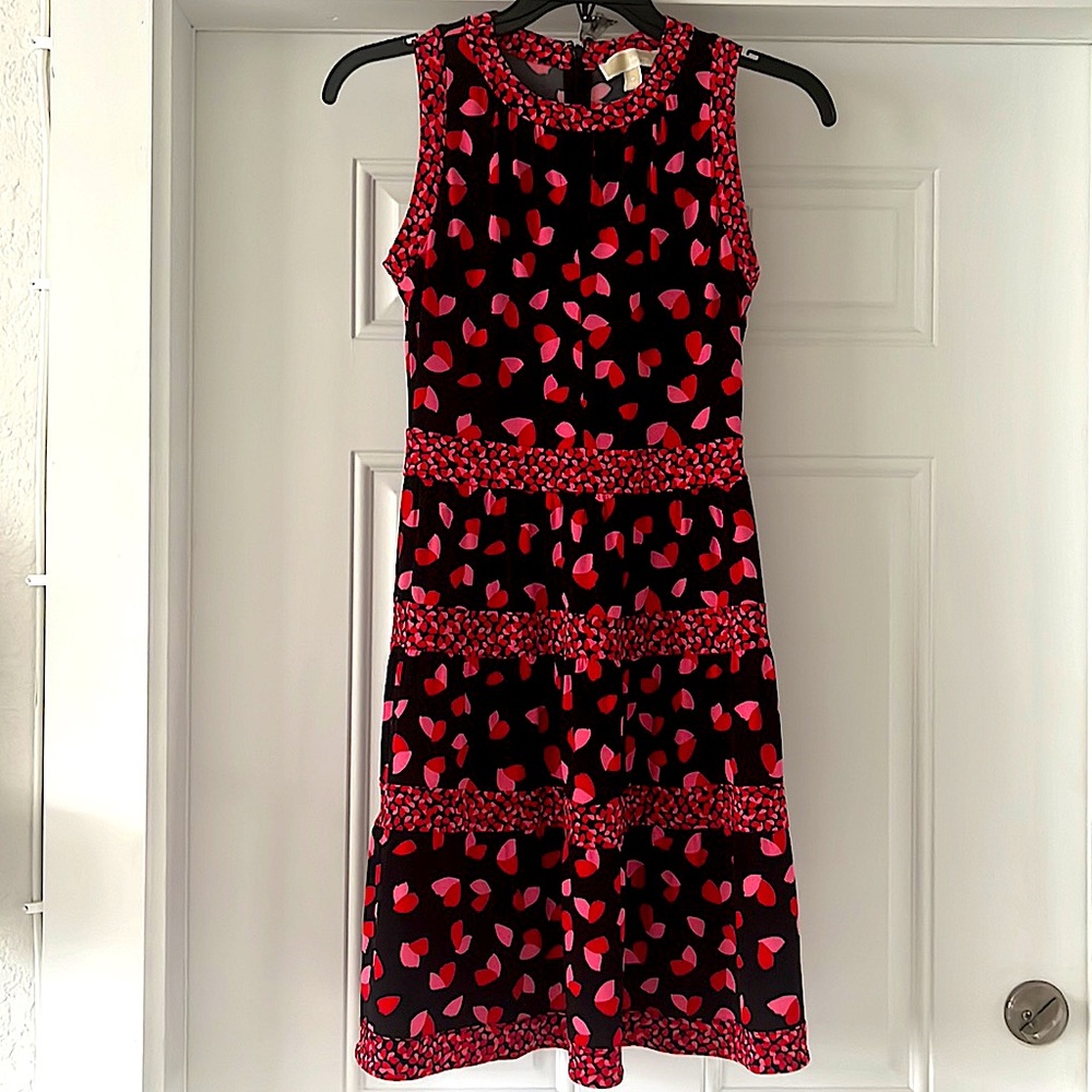 Michael Kors sleeveless keyhole dress Petite